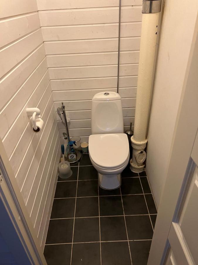Bedroom In City Centre, No Shower Available Ålesund Exteriör bild